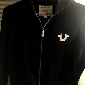 TRUE RELIGION- Black Sweater